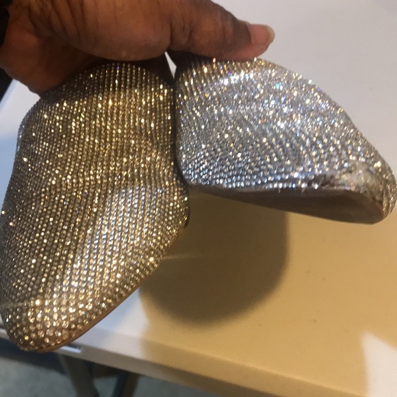 Madden Girl Tania Shimmer and Shine Slip On Shoes-Size 8 - Picture 6 of 9